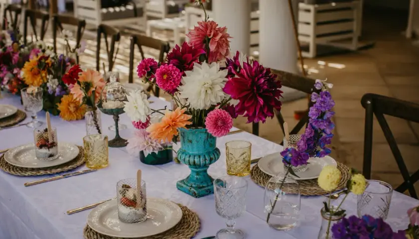 Ile kosztuje catering na 50 osób? Sprawdź ceny w różnych miastach